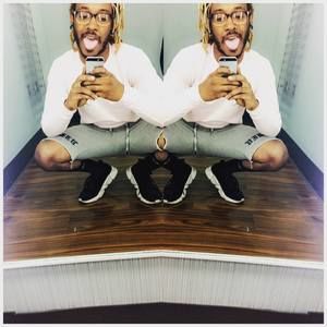 Meet your Posher, Quinn